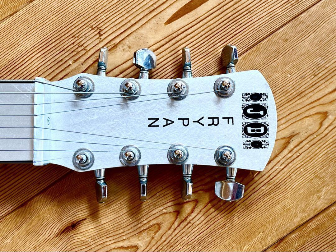 Fuzzy 8弦スチール・ギター ラップスチールギター FUZZY ファゼイ 8弦 の買取実績