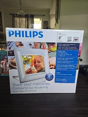 Philips 8-Inch  Digital Photo Frame LCD 800 X 600 resolution 
