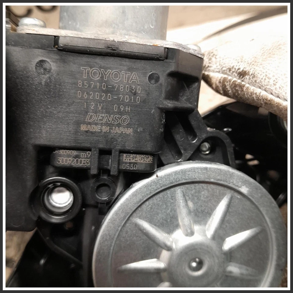 Alzacristalli Elettrico Anteriore DX Lexus Serie NX II 6980178040 2021   - Immagine 4 di 4