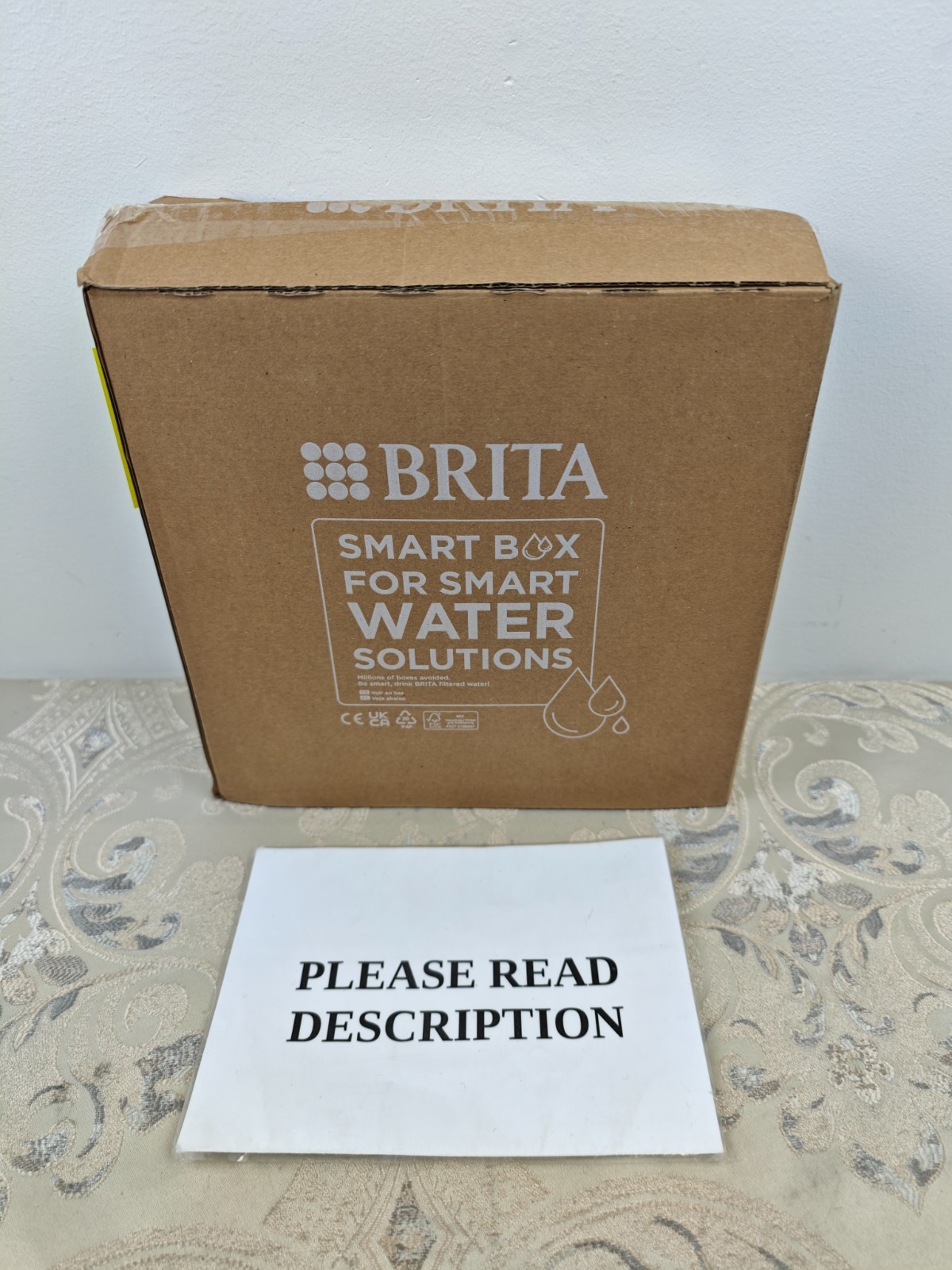 BRITA Style Essential Jug White (2.4l) x1 BRITA Maxtra Pro Limescale Expert Cart
