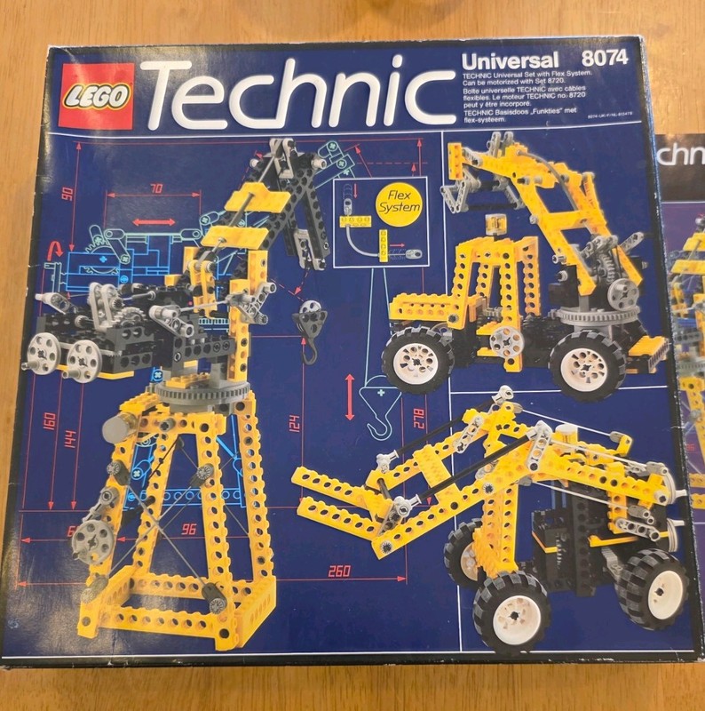 LEGO Technic Set 8074 Universal with Flex System Complete Set In Box with Manual
