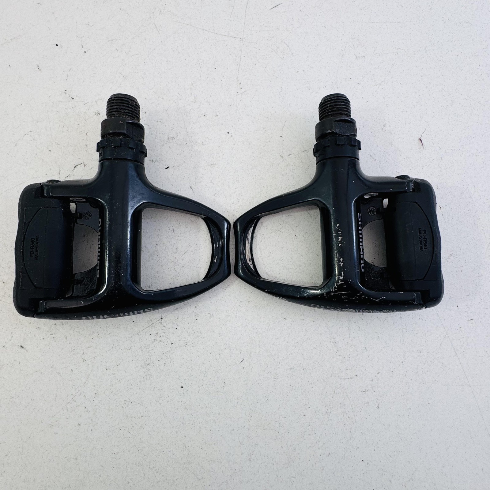 Shimano PD-R540 SPD-SL Road Bike Clipless Pedals 9/16 In Black Pair Racing A80