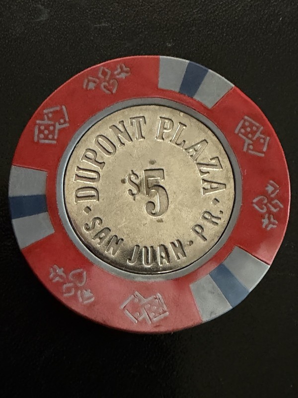 $5 Dupont Plaza San Juan Puerto Rico Casino Chip DPL-5c