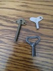 Vintage Clock Keys, lot of 3 — photo 1