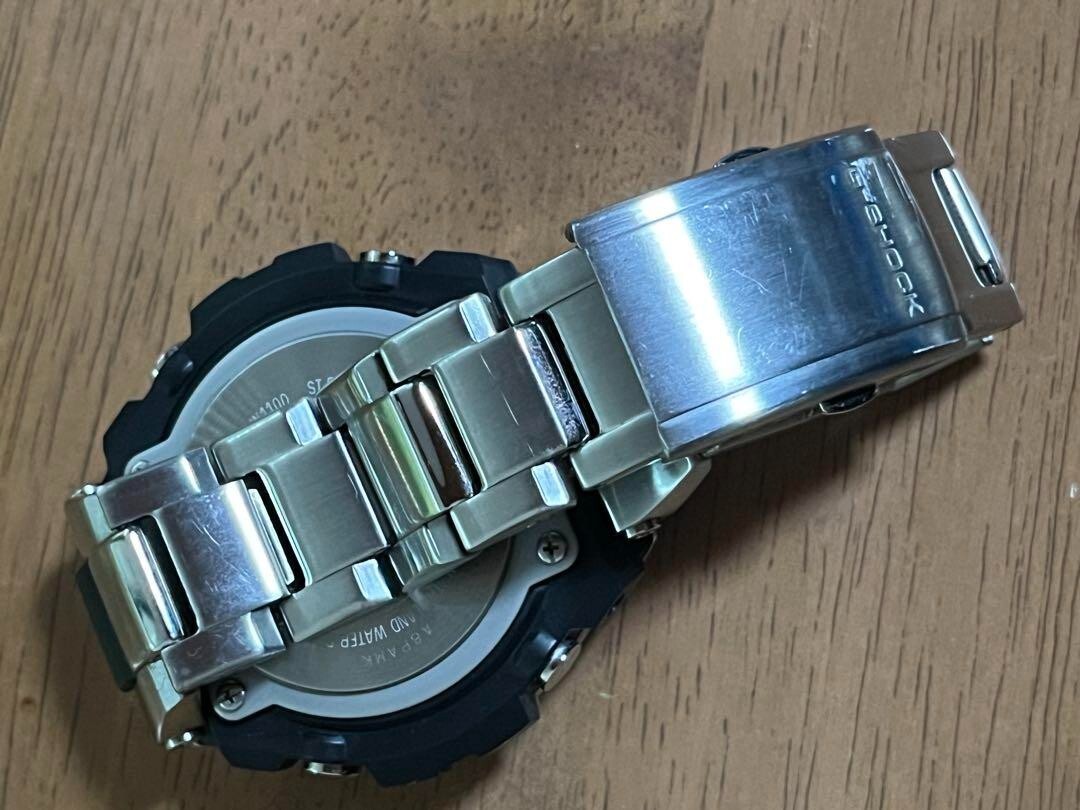 CASIO G-SHOCK G-STEEL GST-W110D-7AJF White Men's Watch From CASIO G-SHOCK G-STEEL GST-W110D-7AJF White Men's Watch From