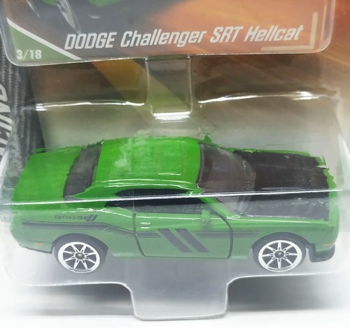 Majorette Dodge Hellcat Green / Black Stripes - 8S 1:66 3" Package with Card - Picture 2 of 4