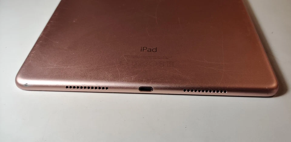 Apple iPad Pro 9.7" 32GB Pink A1673 Working Read Description #583B - Image 4 of 4