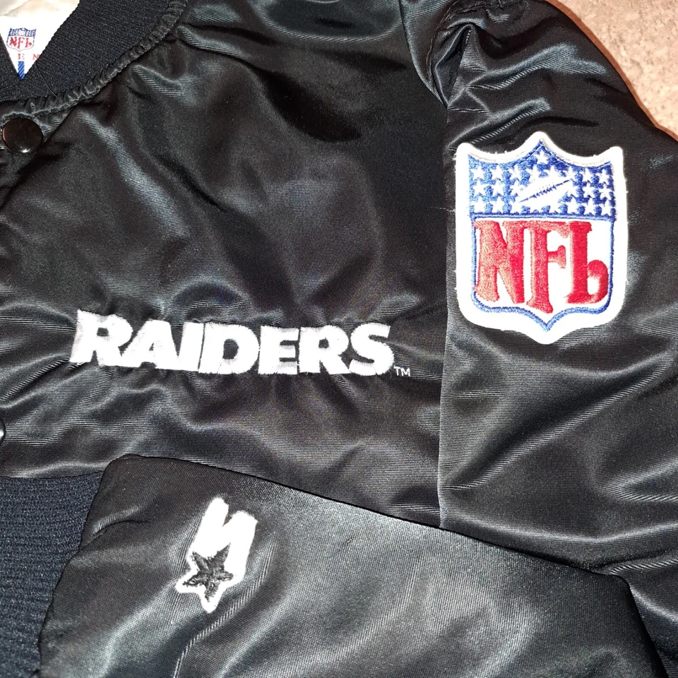 Jaqueta Varsity Cetim Vintage STARTER Oakland Los Angeles Raiders Pro Line Anos 1980 - Imagem 4 de 4