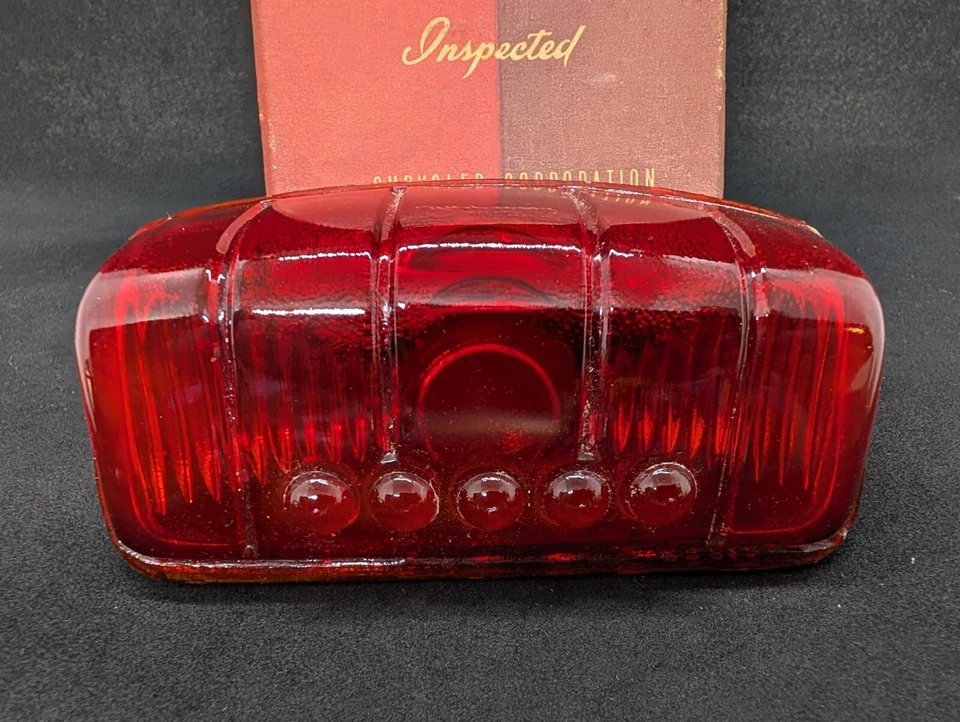 Nuevo de Lote Antiguo 1942 PLYMOUTH P14C P14S LUZ TRASERA DE LUJO LÁMPARA LENTE CON BURBUJA MOPAR 938954 Foto 3 de 4