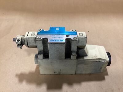 Vickers DG4V-3-2A-M-P7-H-7-50 Directional Valve #107E67PR6