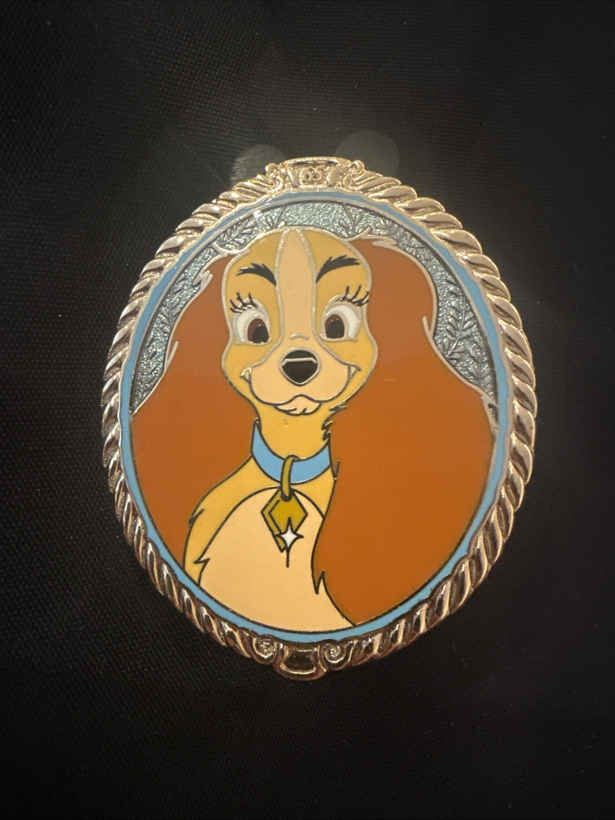 Lady and the Tramp Cameo 65th Anniversary Pin Limited Edition LE 4000