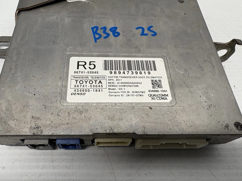 Lexus GX460 module, telematics transceiver control 86741-53045 - Imagen 4 de 4