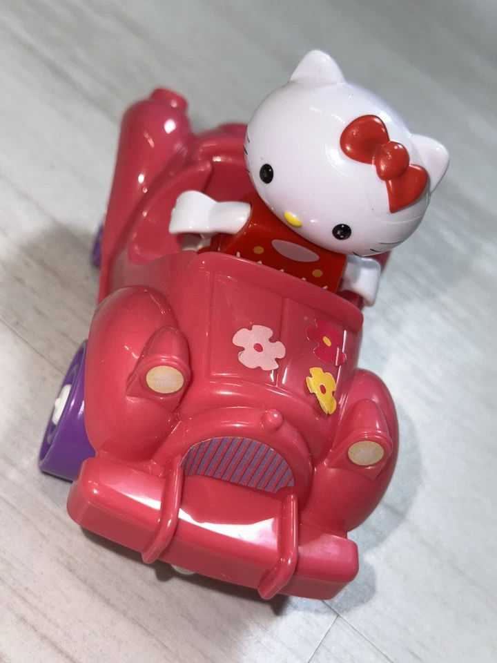 Lego Duplo Hello Kitty Figur mit Auto – Spielzeug Set - Bild 2 von 4