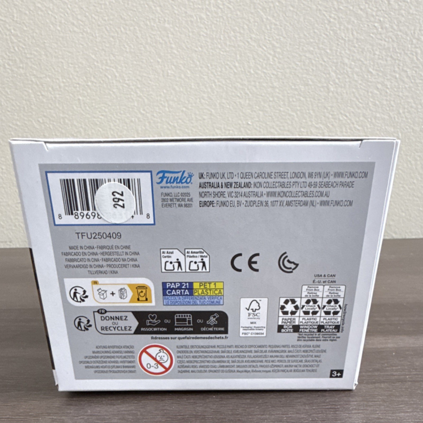 Funko Pop! Basketball Michael Jordan Chicago Bulls Hardwood Classics #206 thumbnail 6