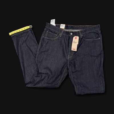 Levi's Men's Athletic Fit Dark Wash Blue Denim Jeans Tapered Mid Rise