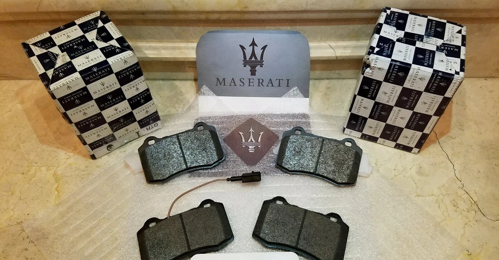 NEW-Maserati GHIBLI SQ4 Quattroporte GranTurismo O.E REAR Brake Pads! 2007-2022