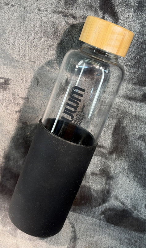 Urusla Wiedmann Models Glass Water Bottle Bamboo Lid Silicone Sleeve