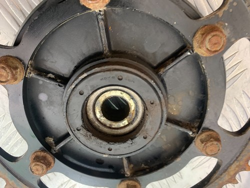 YAMAHA YZF600 YZF 600 THUNDERCAT SPROCKET CARRIER 1996-2003 (CMB1105) - Picture 3 of 4