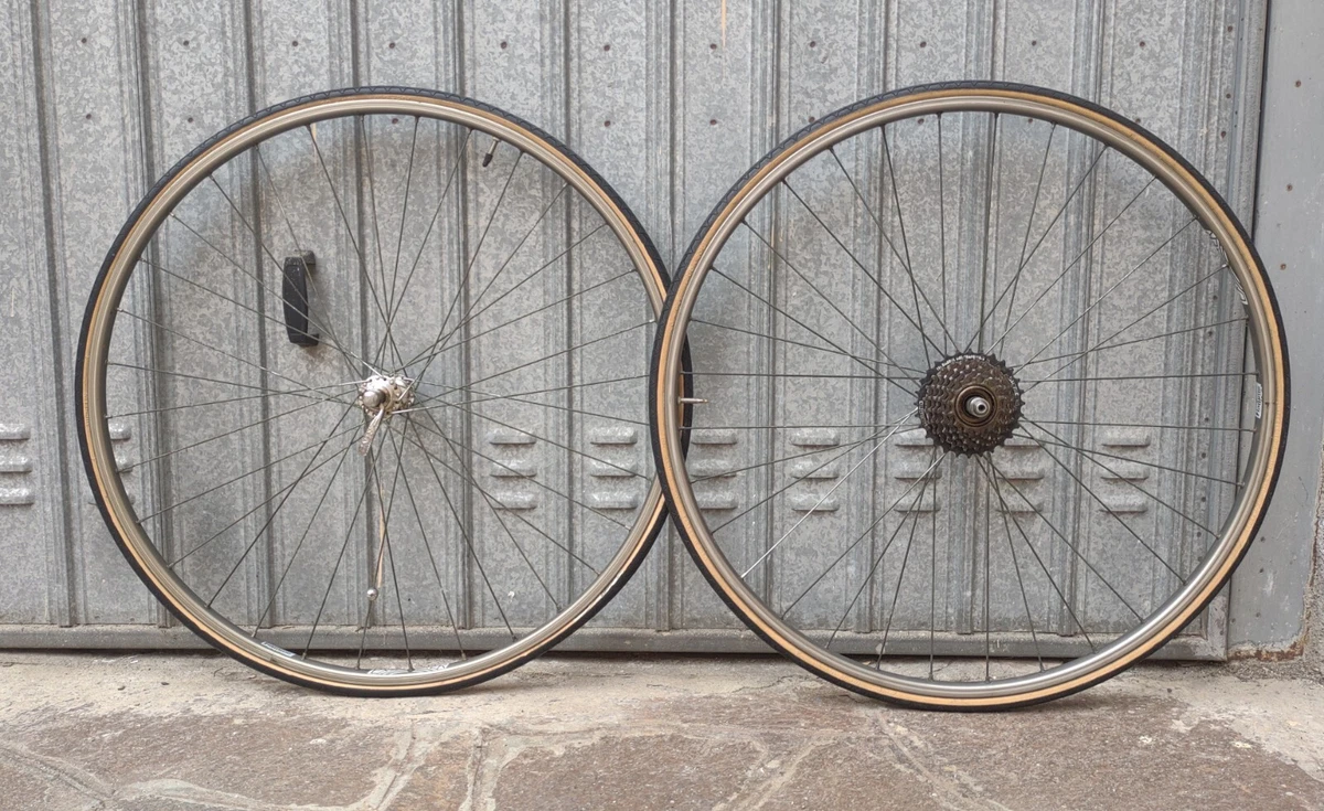 Vintage Road Bike Clincher Wheel Set 700C Fiamme Explorer Rims Zeus Hubs 32H