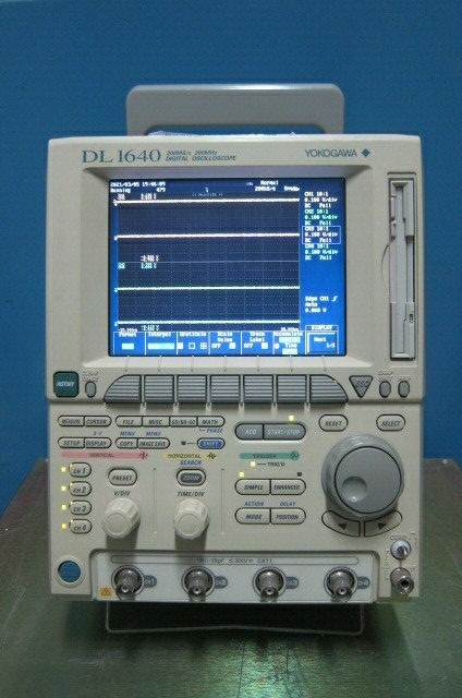 Yokogawa DL1640 200MHz 4-CH Digital Oscilloscope, model:701610-AC