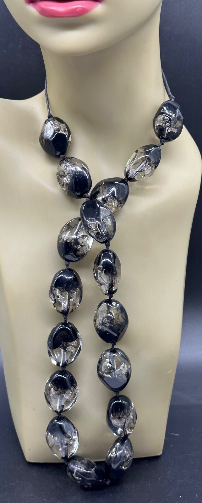 STATEMENT CLEAR BLACK CONTROLLED BUBBLES LUCITE N… - image 2