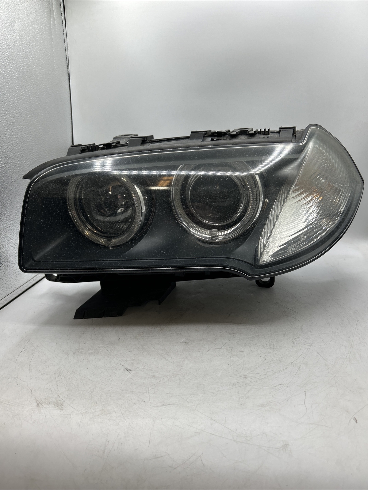 07-10 BMW X3 E83 OEM Left Driver Side Halogen Headlight Assembly 