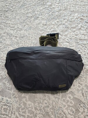 Away Everywhere Travel Bag Black Olive Green Strap Fanny Pack CHEAP 