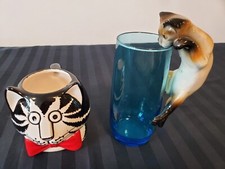 KLIBAN RED BOWTIE CAT MUG AND SIAMESE CAT MADE TO HANG ON RIM OF A BOWL
