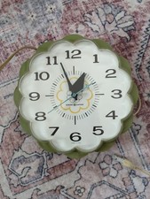 VINTAGE MCM General Electric Flower Electric Clock GREEN Daisy 2150 WORKS