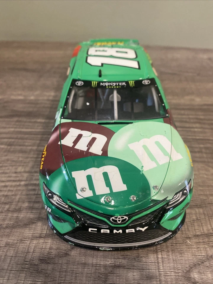 Kyle Busch #18 2018 M&M's Flavor ganador del voto 1:24 NASCAR Action 196/505 leer Foto 3 de 4