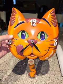 Mr. Meow Mix "Magical Motion" 2005 Wall Clock Works Great Eyes and Tail Move