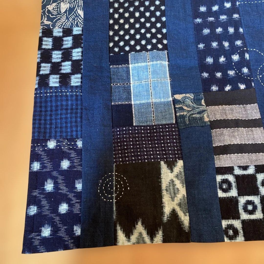 Handmade multi-cover Indigo-dyed Boro Old Japanese Fabric Handmade multi-cover Indigo-dyed Boro Old Japanese Fabric