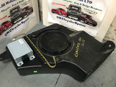 Jeep Compass 2006-10 Subwoofer und Verstärker Verstärker 56040713AB