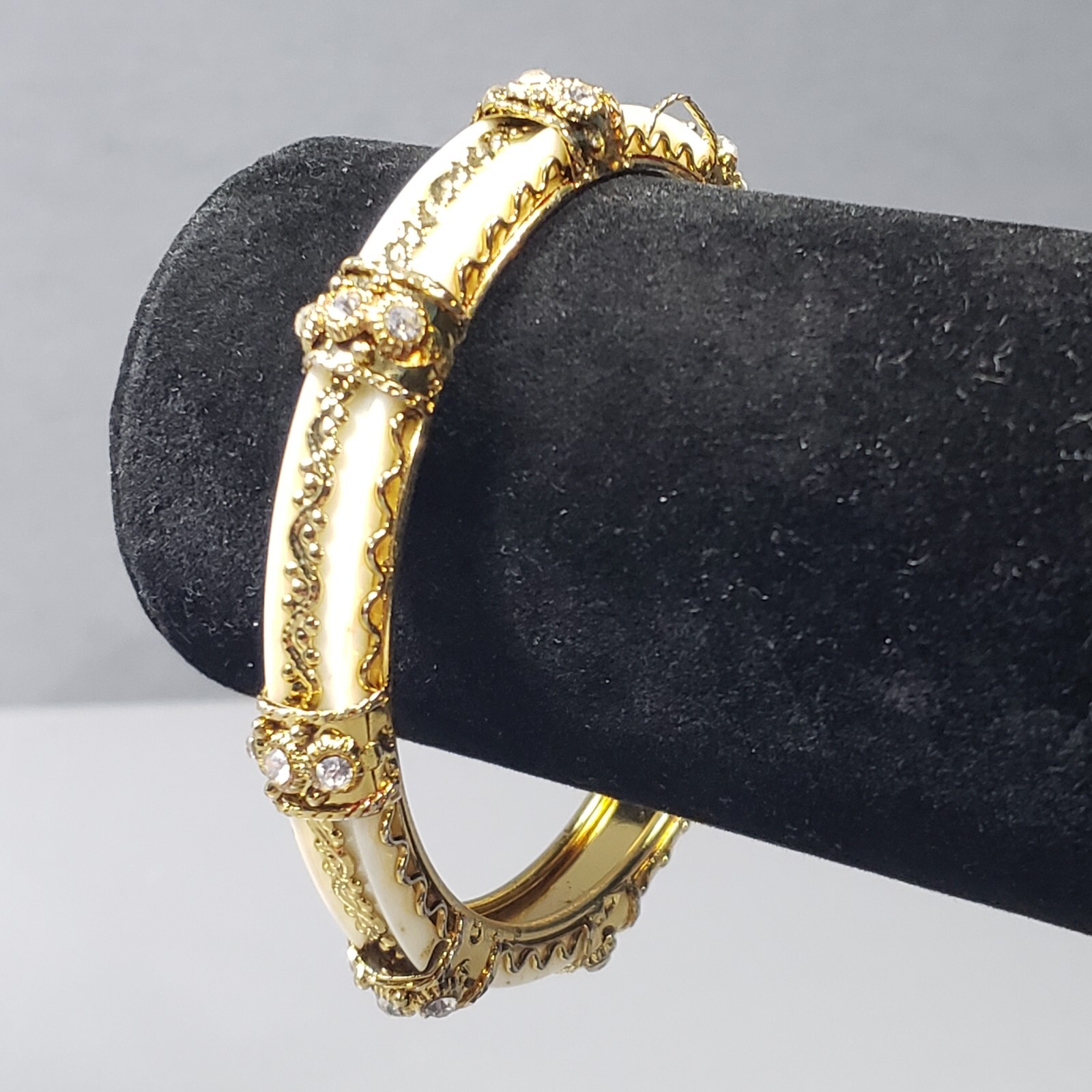 Bangle Bracelet Gold Tone White Rhinestones Mid Century Modernist Boho 8