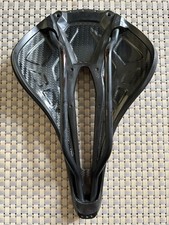 Sella in carbonio specializzata Power Pro - guide in titanio nero - 143 mm - immacolata