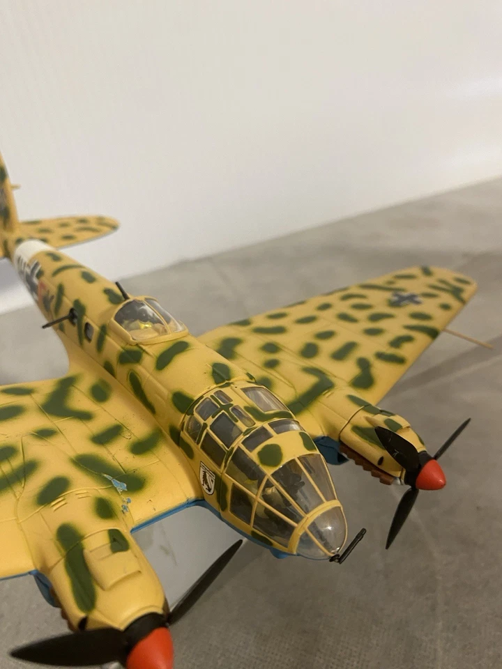 CORGI AA33704 1/72 HEINKEL HE 111H-6, LUFTWAFFE II KG 26 OTTANA, SARDINIA Read - Image 3 of 4