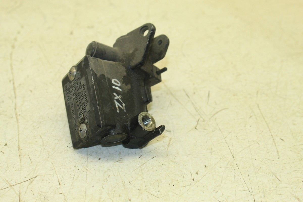 08 09 KAWASAKI NINJA ZX10R OEM HYDRAULIC CLUTCH MASTER CYLINDER