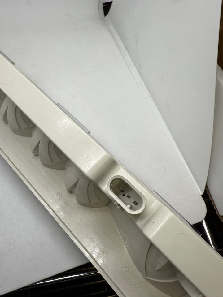 Lámpara de marcha atrás Mercedes R231 SL350 SL400 SL500 SL550 AMG GT 13-21 Foto 4 de 4