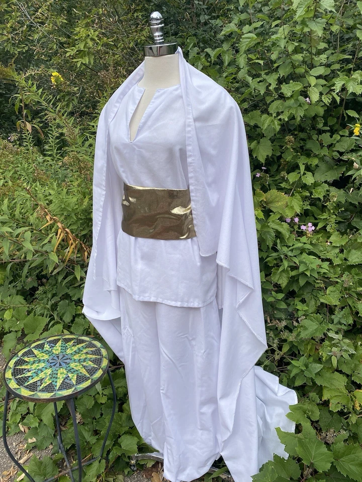 Vtg Sheik Handmade Halloween Costume White Cape With Gold Lame’ Sash Size Medium - Image 3 of 4