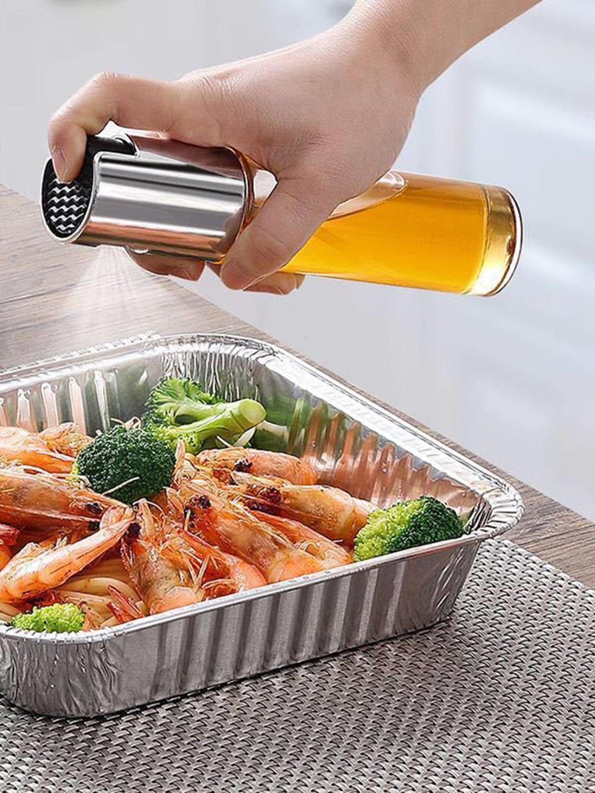 Oil Sprayer, Refillable Olive Oil Pump Spray Bottle for Baking, BBQ