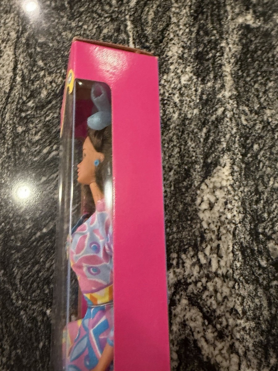 Mattel 10050 Special Edition Barbie Special Expressions Woolworth