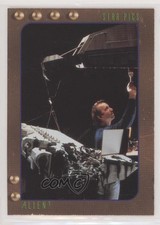 1992 Star Pics Alien3 Behind the Scenes Finishing Touches #50 0w8