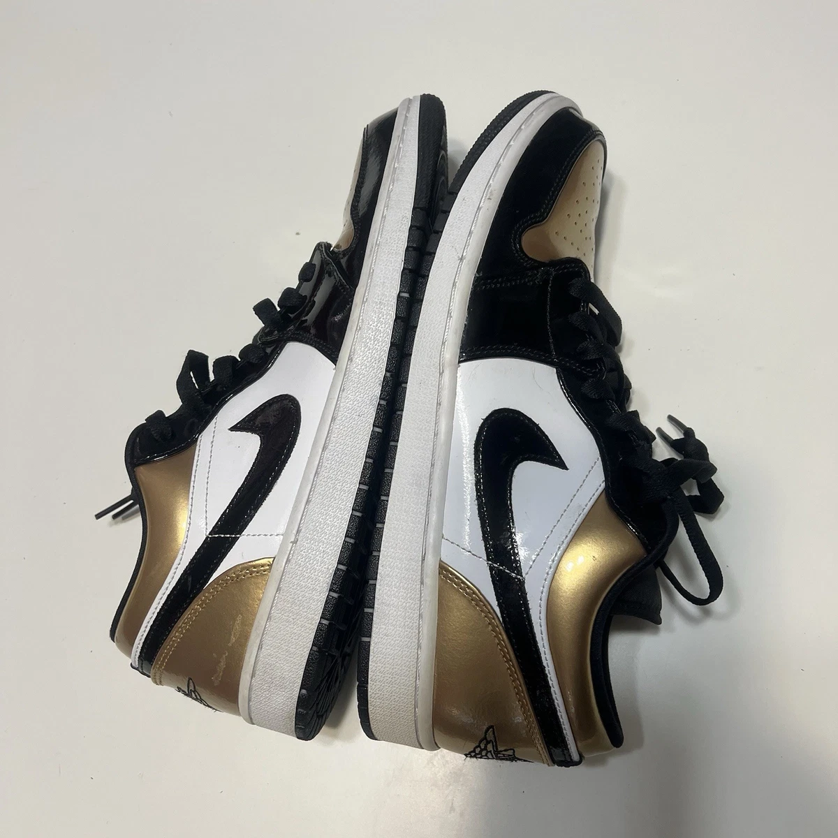 Nike Air Jordan 1 Low Gold Toe OG Metallic Black White CQ9447700 Men Size 12 Jordan - Men - Air Jordan 1 Low - White/Metallic Gold/Black  main image 3