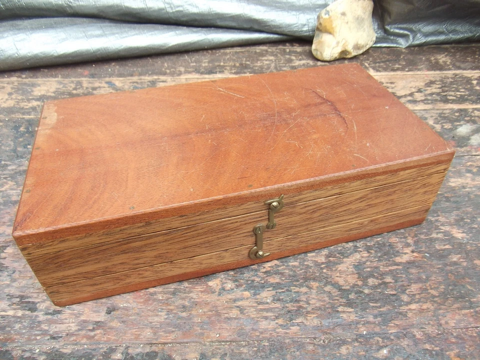 Caja Mosca Pesca Doble Cara Madera, Hecha a Mano, USADA 30 cm x 15,5 cm x 7,5 cm Foto 3 de 4