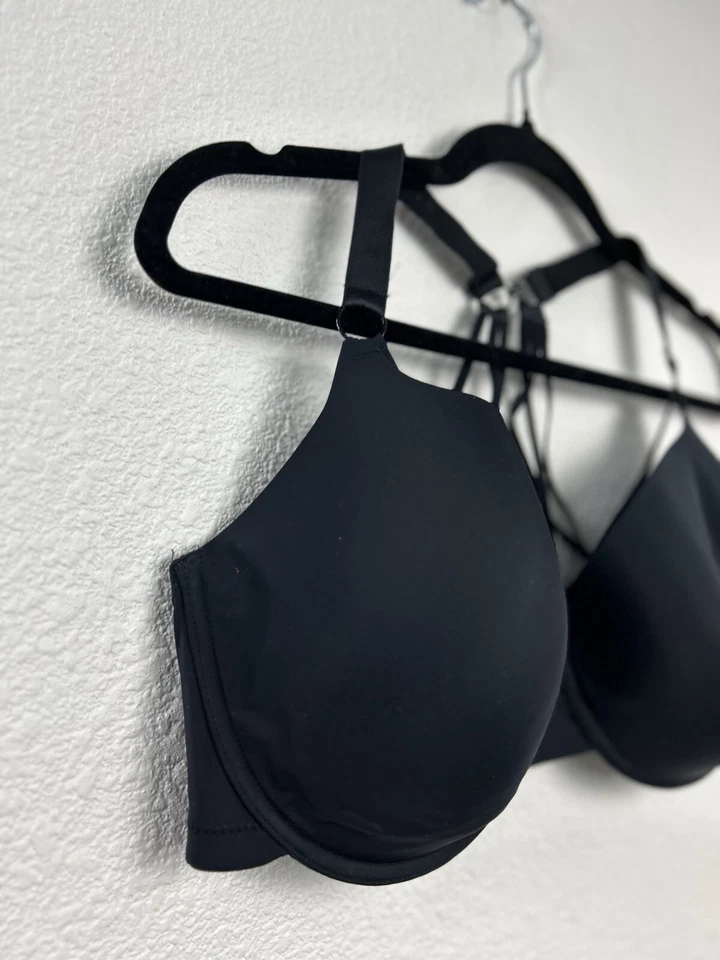 Sujetador Essential Bodywear Talla 40F Forrado Negro Convertible Espalda Corredora Tirantes Foto 2 de 4