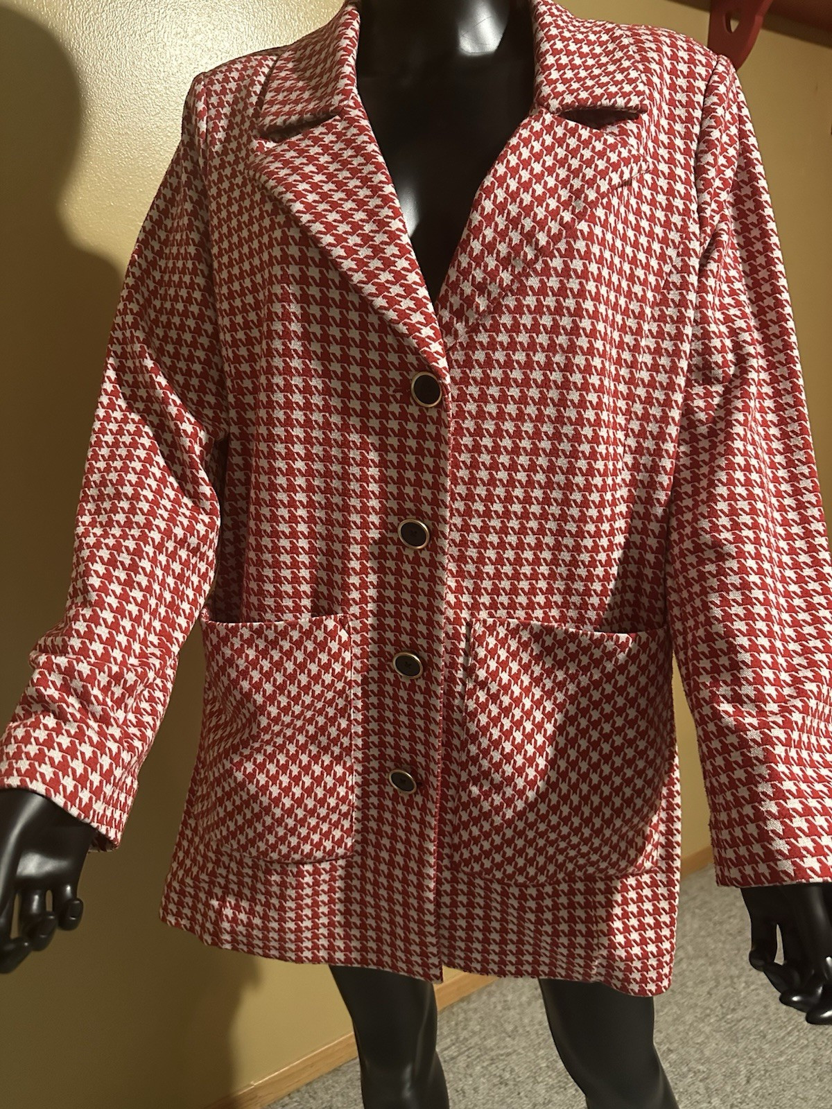 CAbi Women's Red White Houndstooth Button Front Coat Pockets Mid-Length L