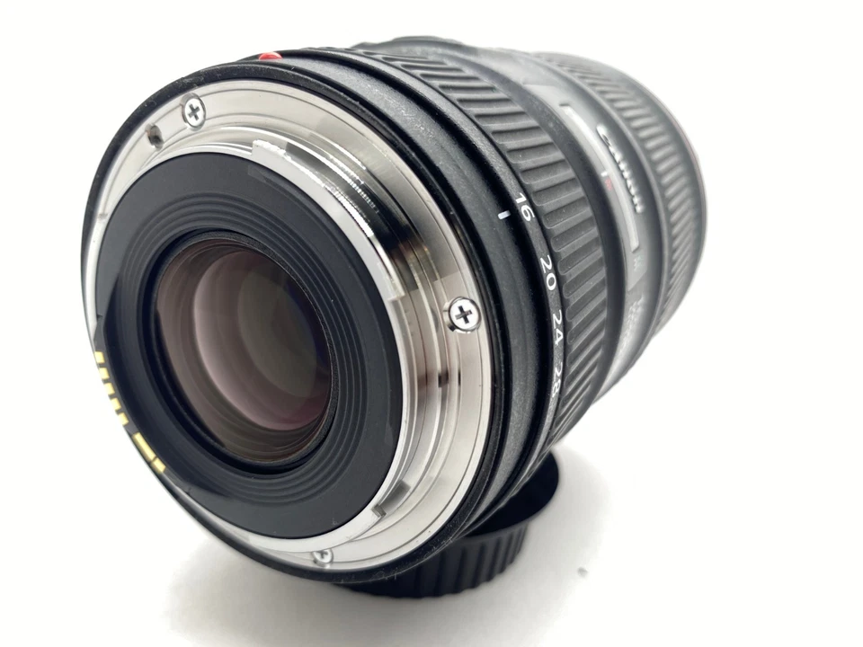 [NEAR MINT] Canon EF 16-35mm f4 L IS USM Ultra Wide Zoom Lens for EOS Full Frame - image 3 of 4