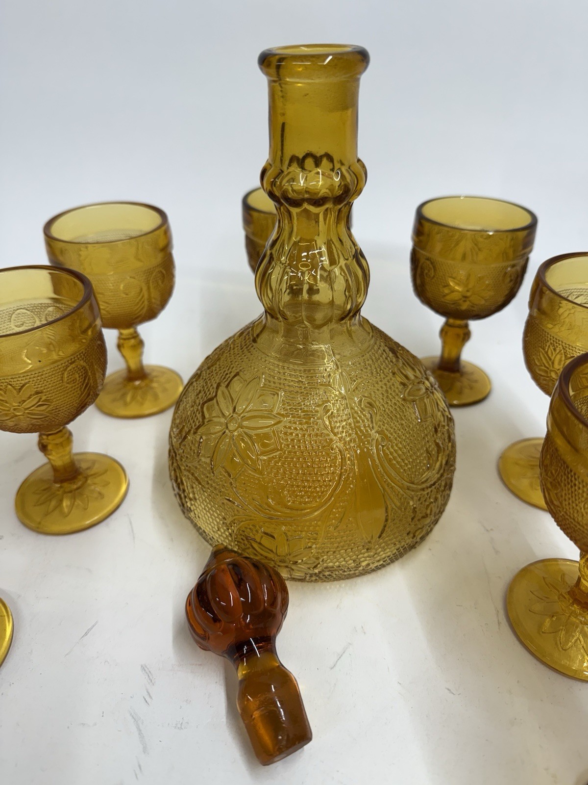 Vintage Tiara Amber Sandwich Indiana Glass Decanter Set W/8 Goblet Glasses