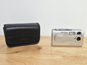 Konica Revio KD-100 Digital Camera 1.3MP Tested Working  With Carry Tested