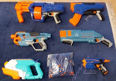 Umfangreiche Nerf-Sammlung mit 150 Schuss Munition
